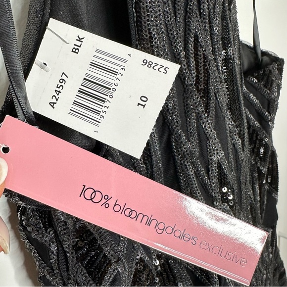 NWT AQUA Mock-Neck Sequined Gown Bloomingdales Exclusive Black Size 10 - Picture 9 of 15
